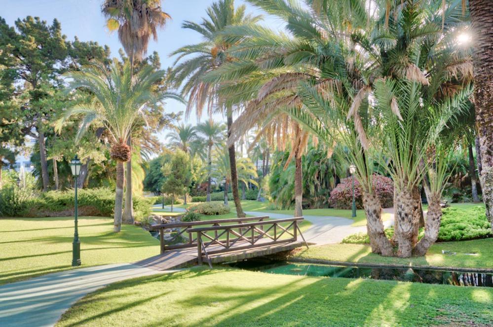 شقة Playas Del Duque, Puerto Banus, Golf .Playa Y Compras ماربيا المظهر الخارجي الصورة