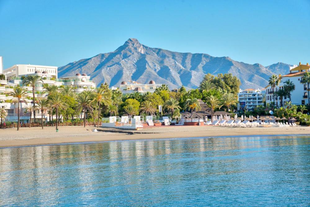 شقة Playas Del Duque, Puerto Banus, Golf .Playa Y Compras ماربيا المظهر الخارجي الصورة